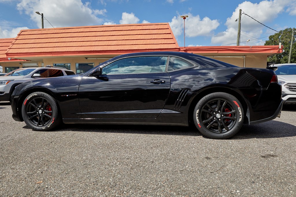 Photo 8 of this CHEVROLET CAMARO