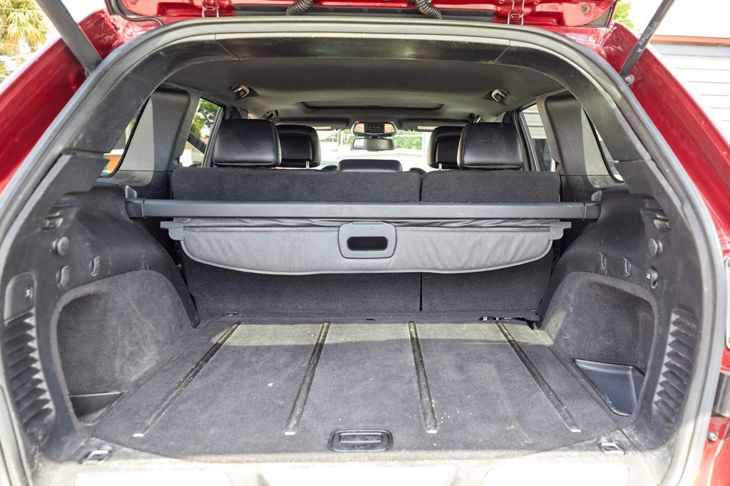 Photo 25 of this JEEP GRAND CHEROKEE
