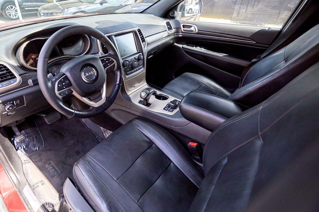 Photo 15 of this JEEP GRAND CHEROKEE