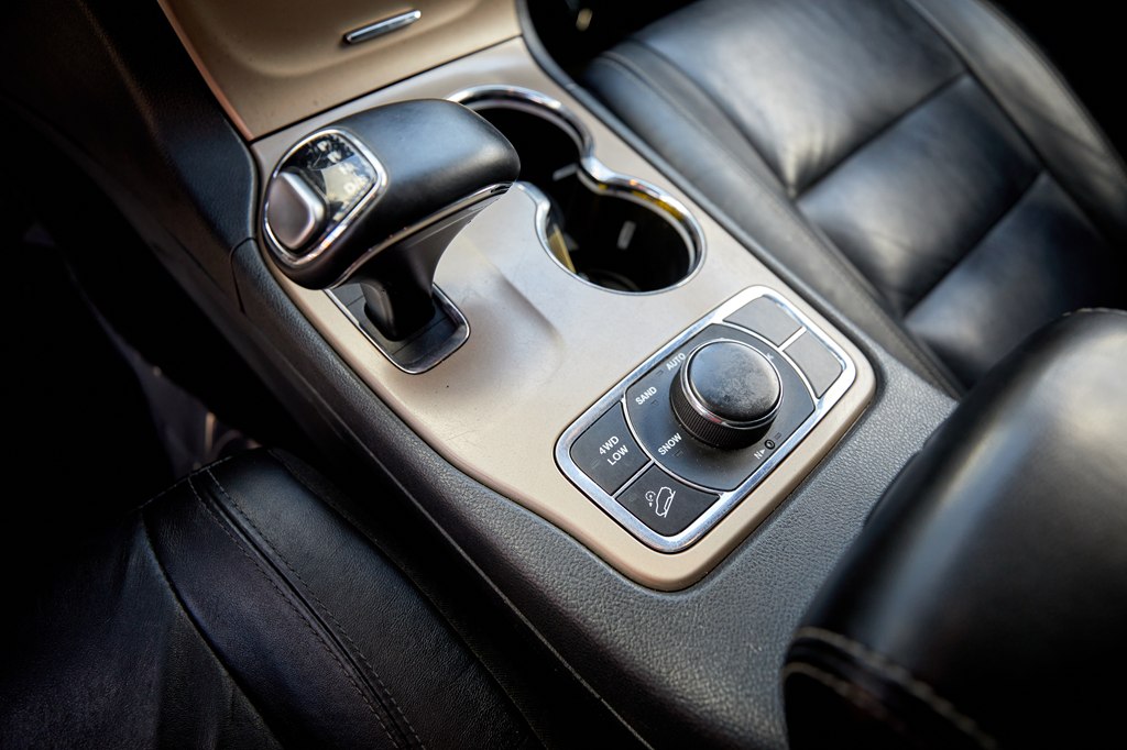 Photo 12 of this JEEP GRAND CHEROKEE