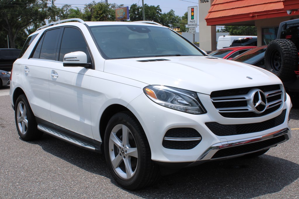 Photo 4 of this MERCEDES-BENZ GLE