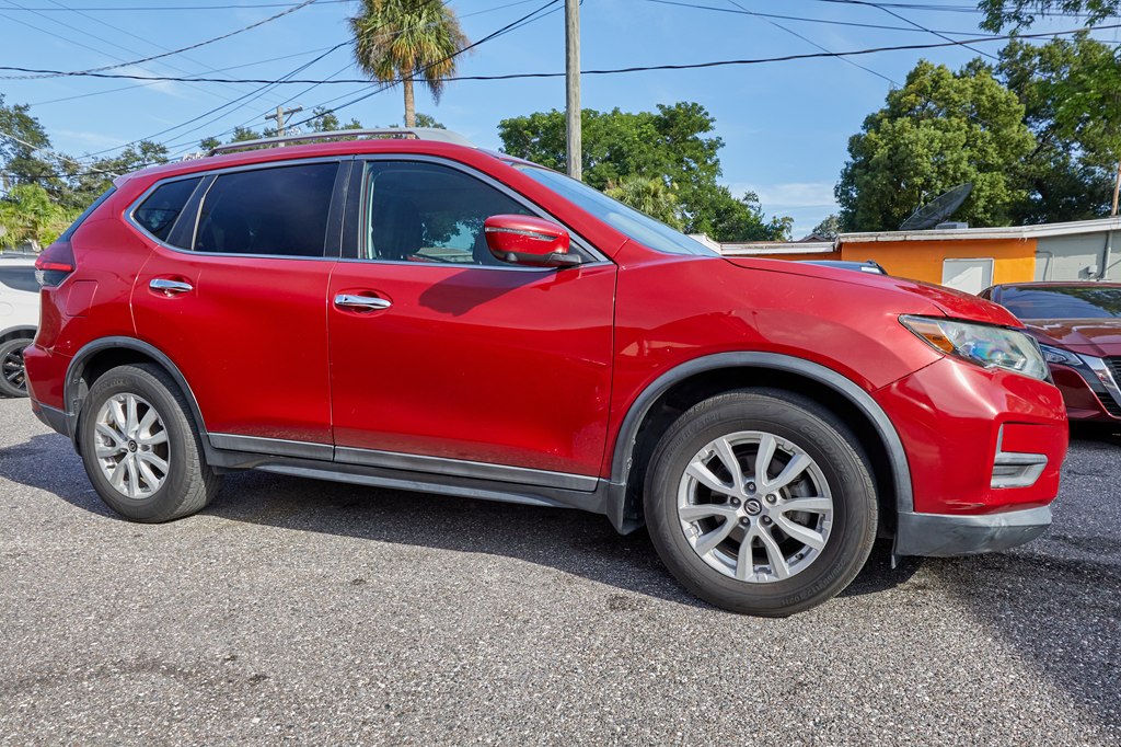 Photo 4 of this NISSAN ROGUE