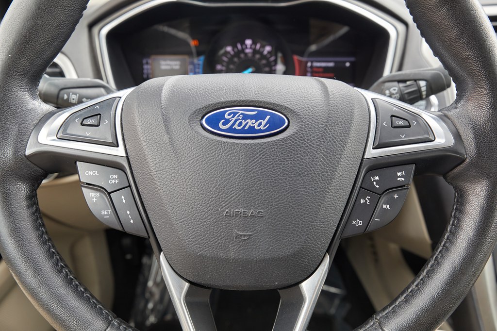 Photo 19 of this FORD FUSION ENERGI