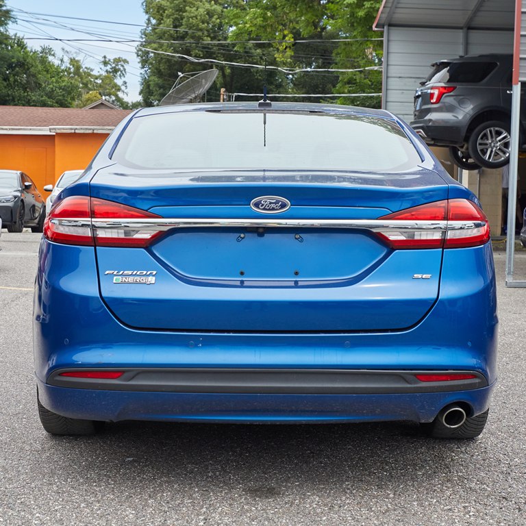 Photo 6 of this FORD FUSION ENERGI