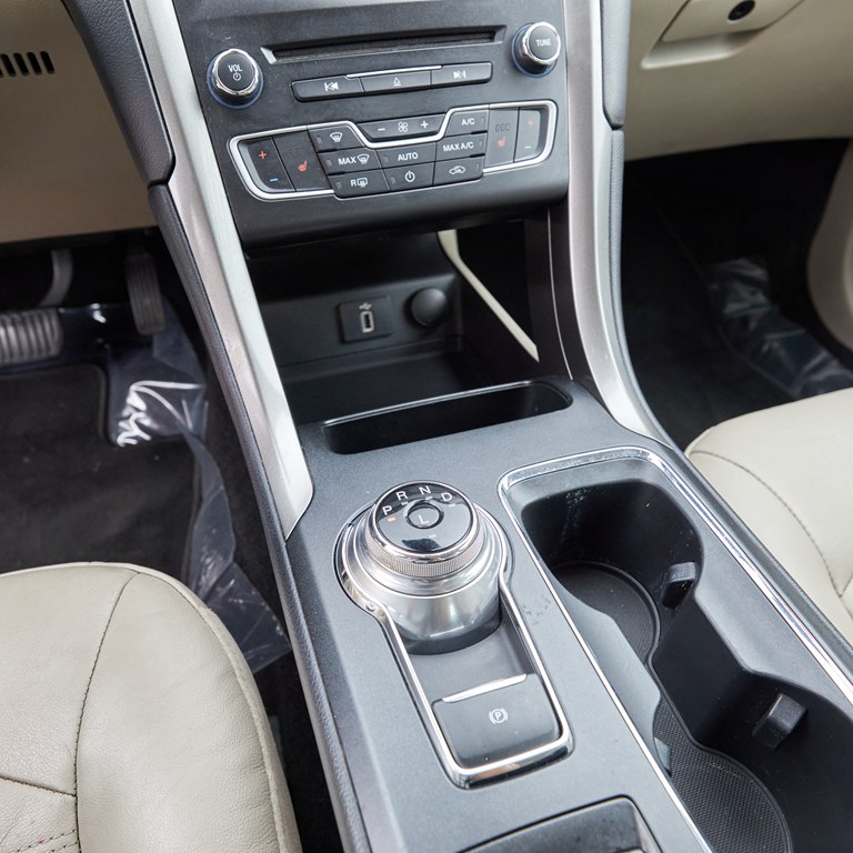 Photo 22 of this FORD FUSION ENERGI