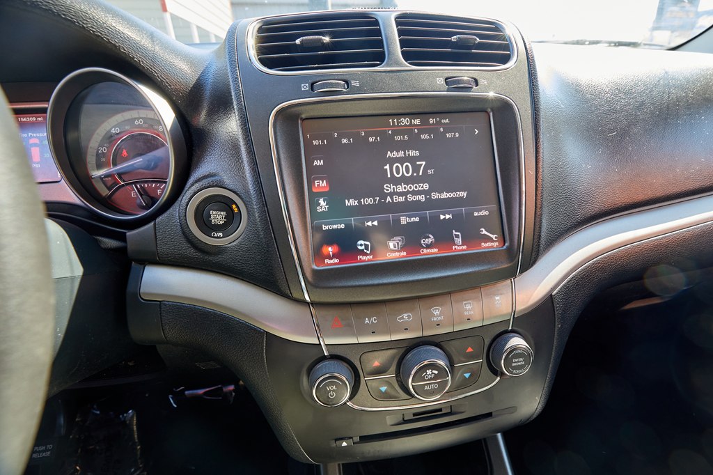 Photo 13 of this DODGE JOURNEY