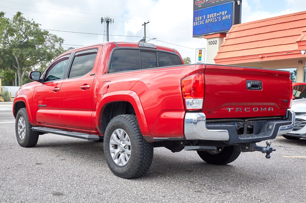 Photo 7 of this TOYOTA TACOMA