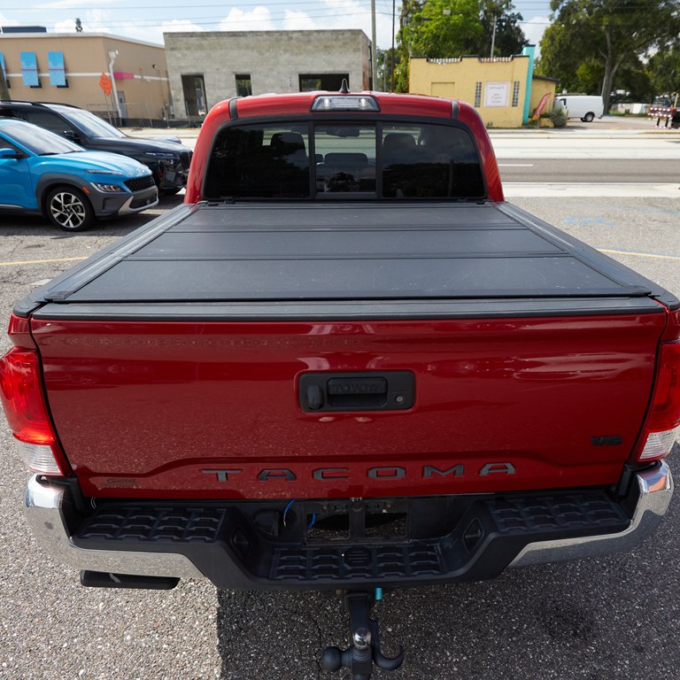 Photo 25 of this TOYOTA TACOMA
