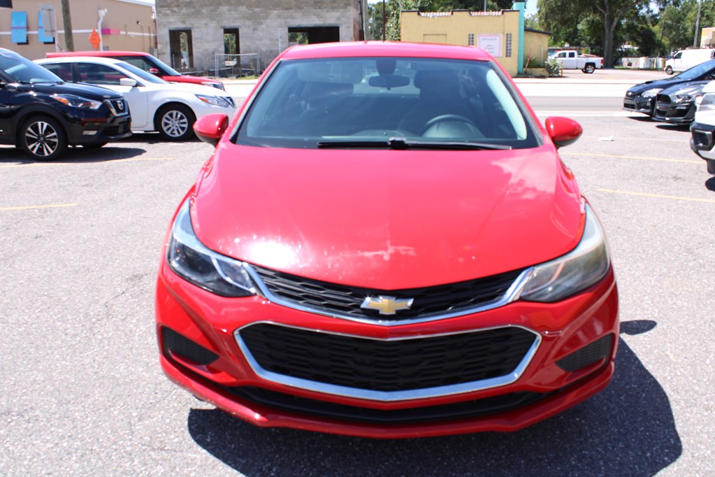 Photo 3 of this CHEVROLET CRUZE