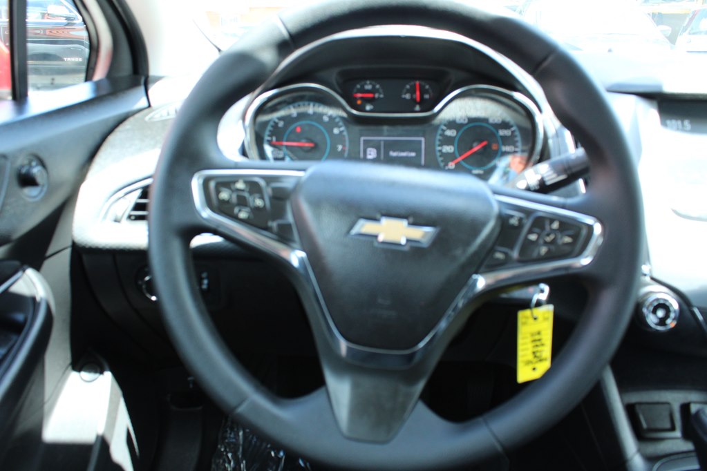 Photo 11 of this CHEVROLET CRUZE