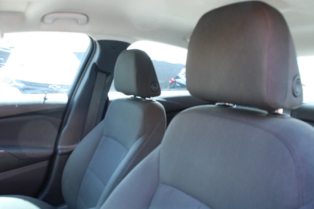 Photo 10 of this CHEVROLET CRUZE