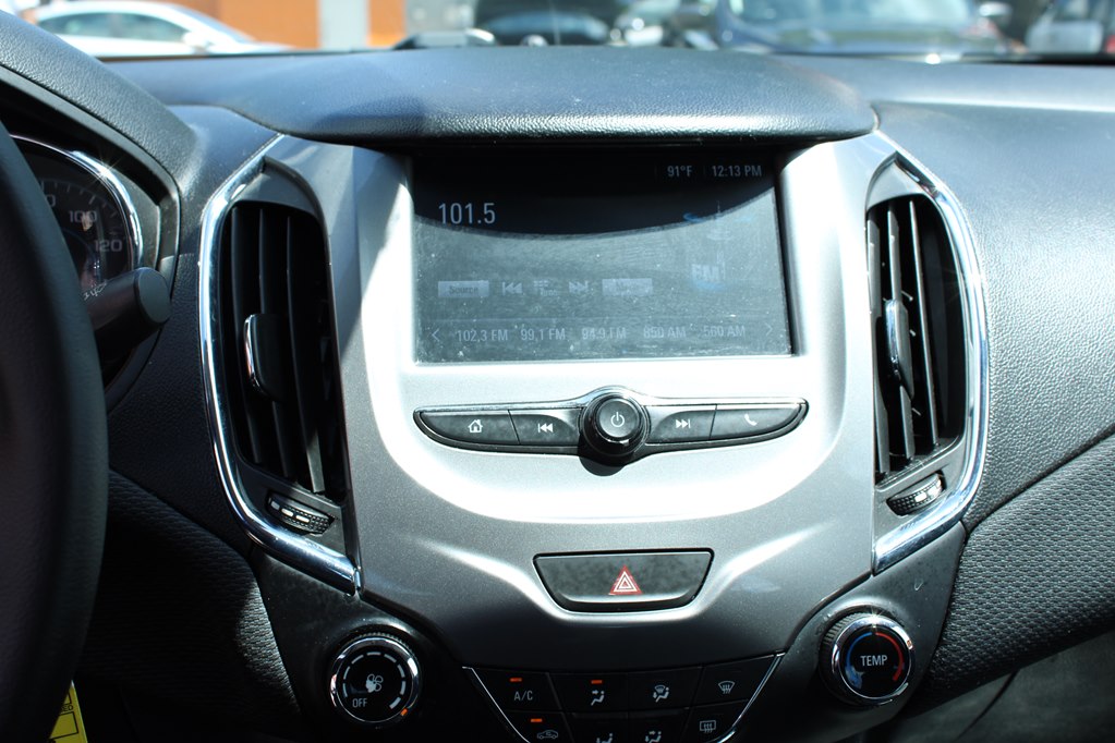 Photo 13 of this CHEVROLET CRUZE