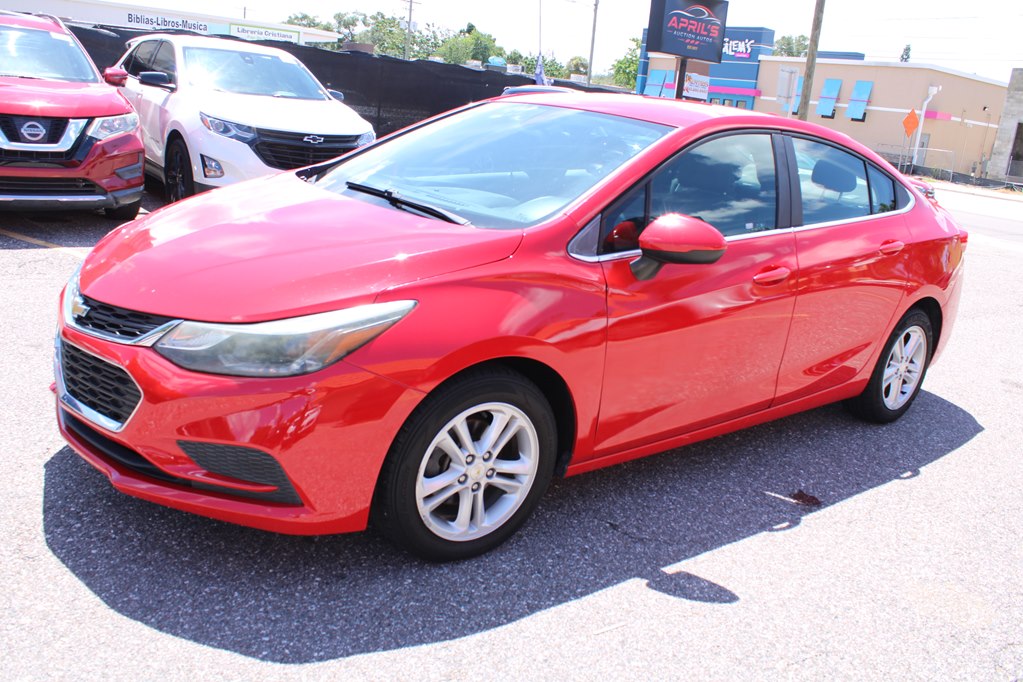 Photo 2 of this CHEVROLET CRUZE