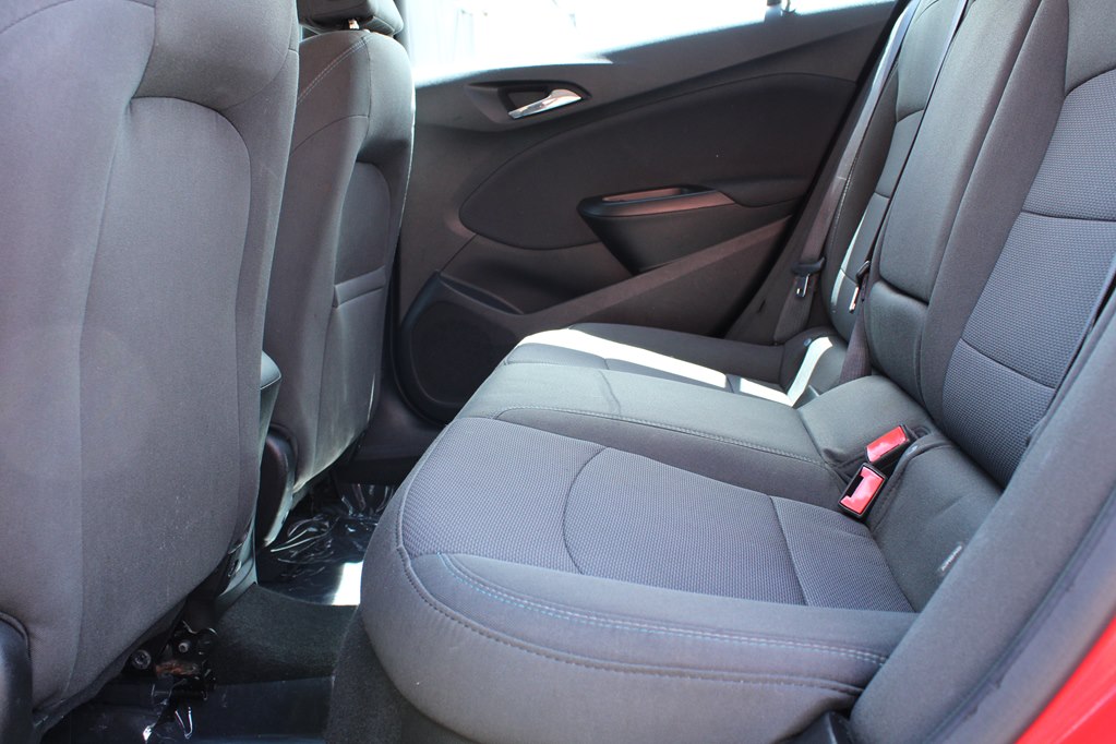 Photo 16 of this CHEVROLET CRUZE