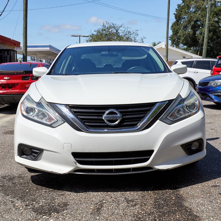 Photo 2 of this NISSAN ALTIMA