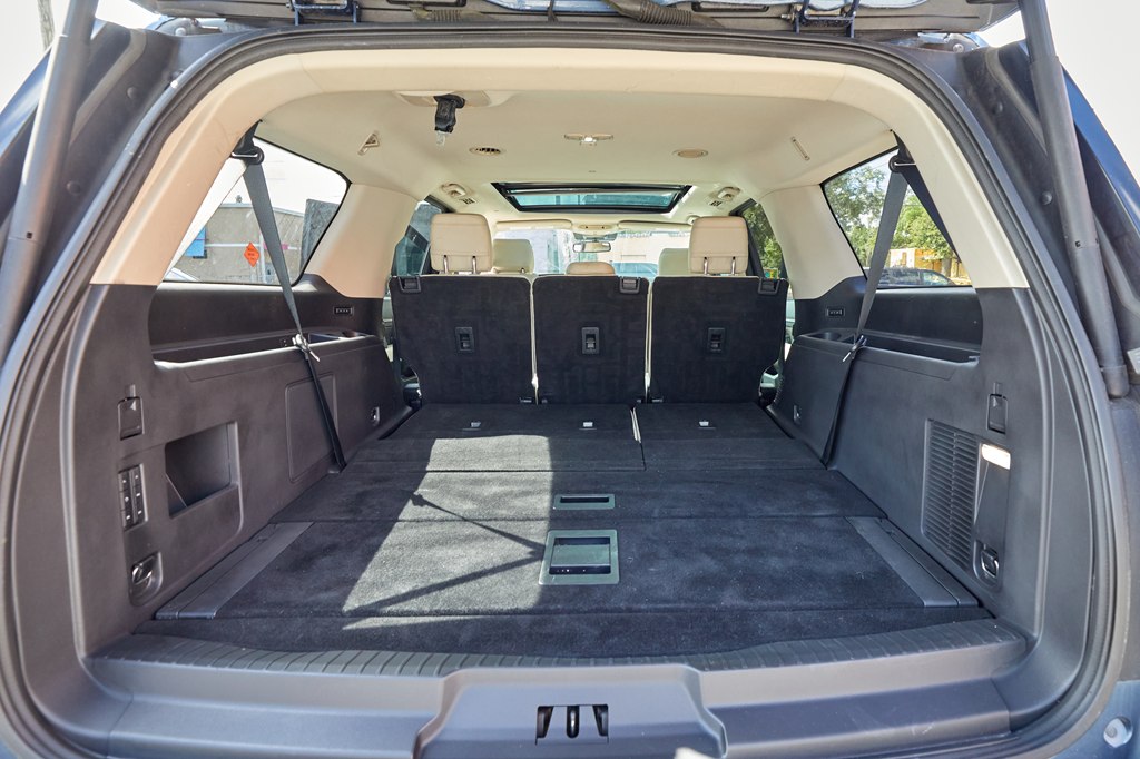Photo 30 of this FORD EXPEDITION MAX
