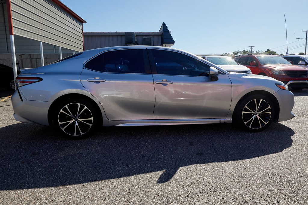 Photo 4 of this TOYOTA CAMRY
