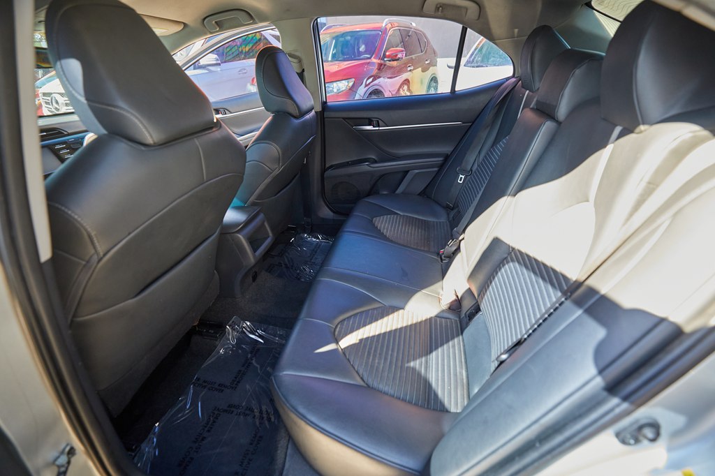 Photo 19 of this TOYOTA CAMRY