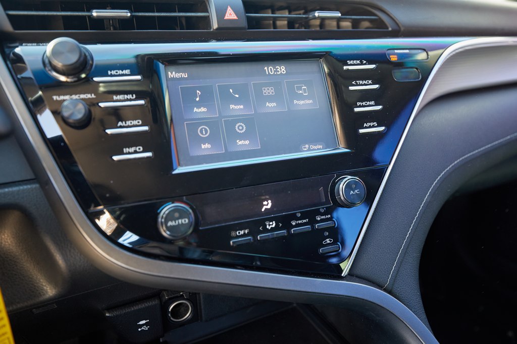 Photo 10 of this TOYOTA CAMRY