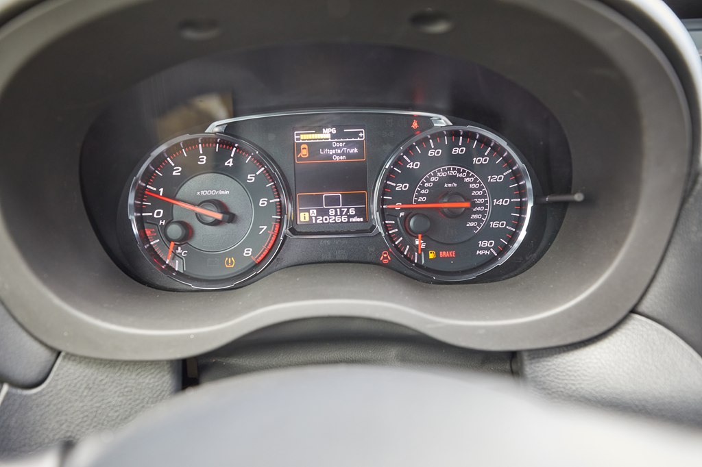 Photo 15 of this SUBARU WRX