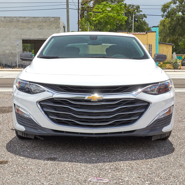 Photo 5 of this CHEVROLET MALIBU