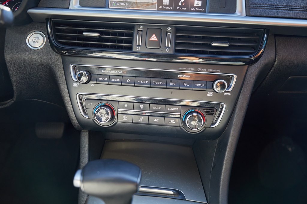 Photo 13 of this KIA OPTIMA