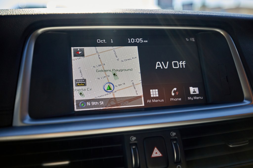 Photo 11 of this KIA OPTIMA