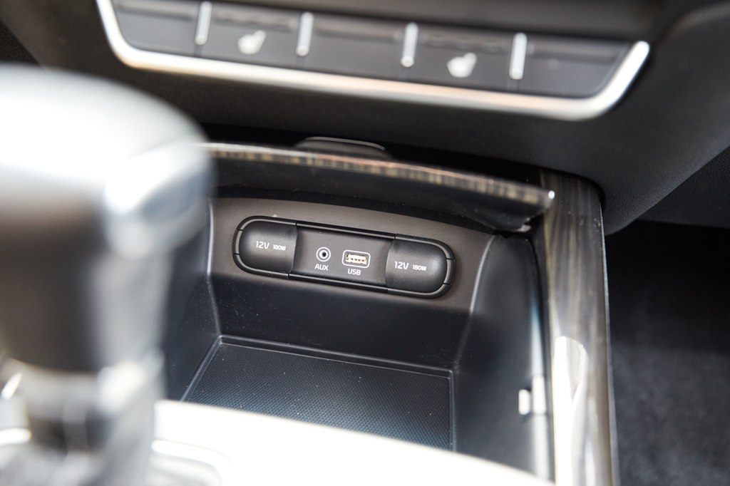 Photo 19 of this KIA SORENTO