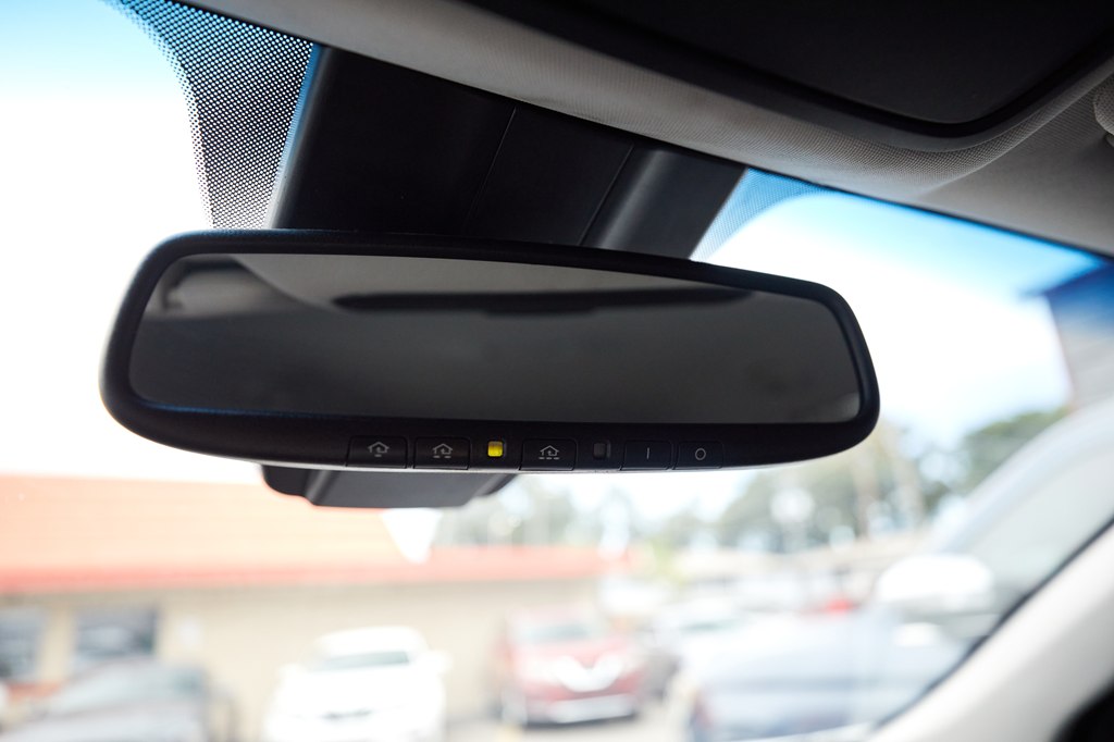 Photo 20 of this KIA SORENTO