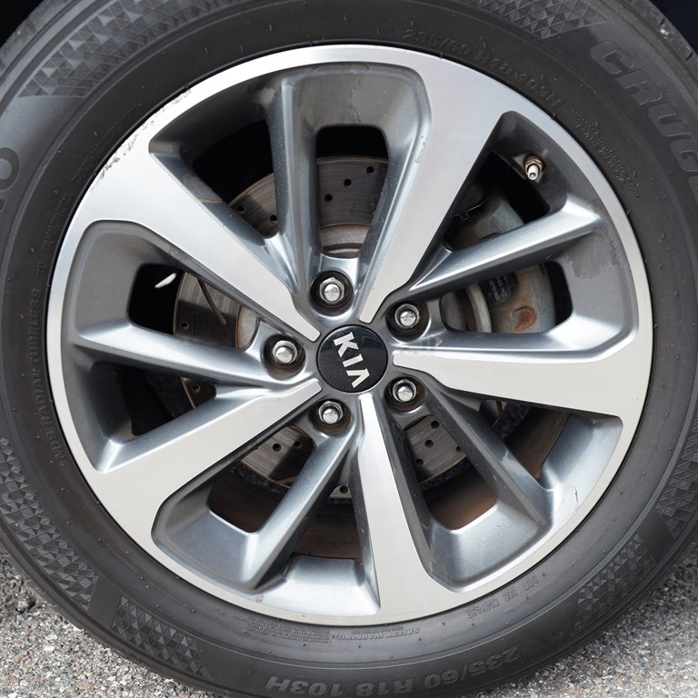 Photo 32 of this KIA SORENTO