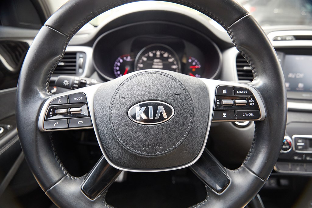 Photo 17 of this KIA SORENTO