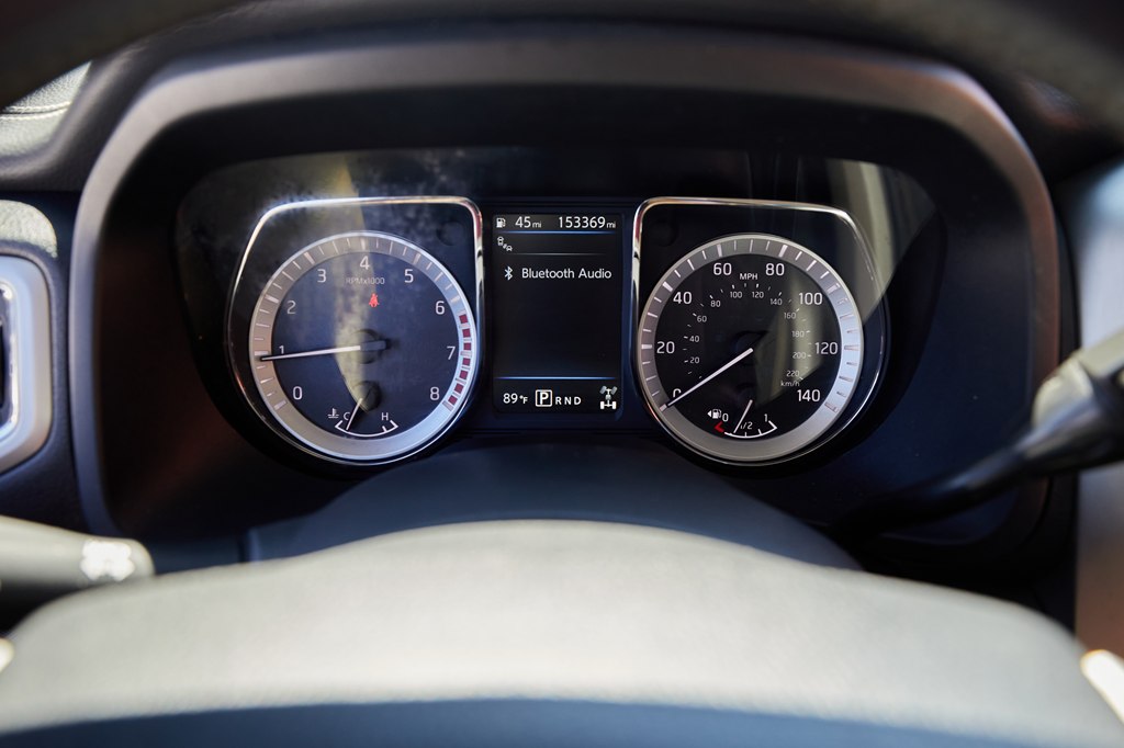 Photo 11 of this NISSAN TITAN