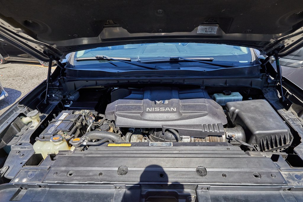 Photo 9 of this NISSAN TITAN