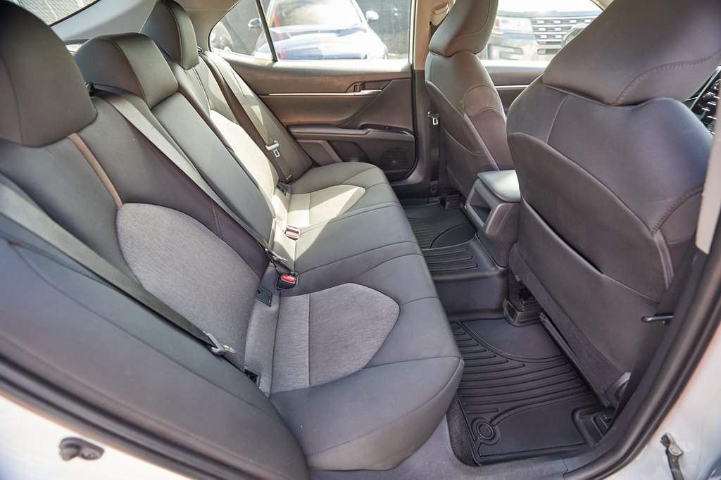 Photo 20 of this TOYOTA CAMRY
