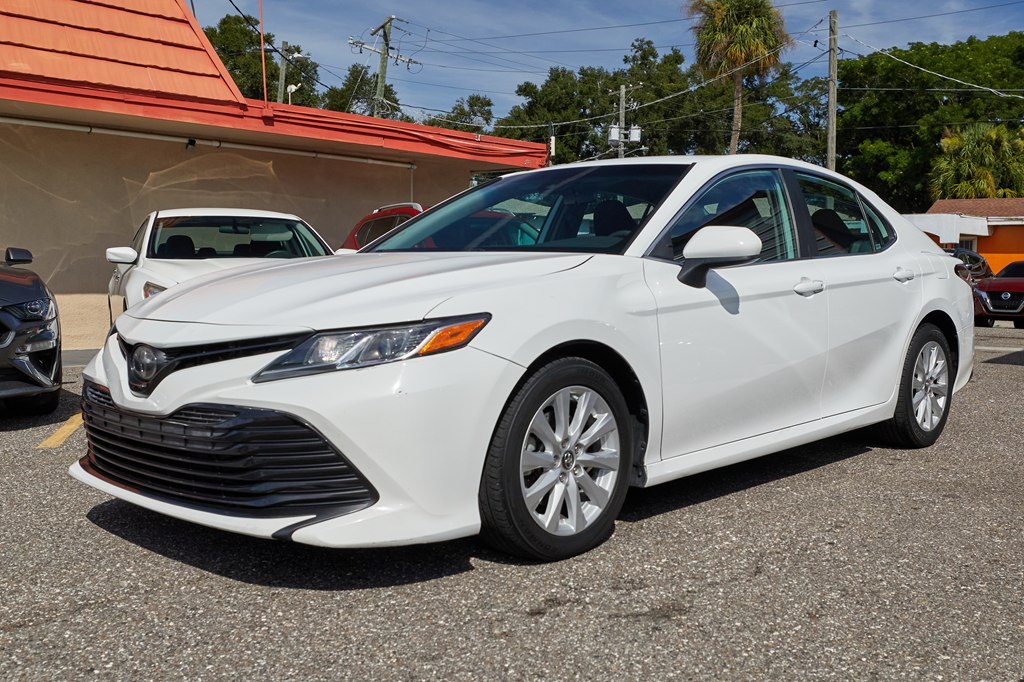 2019 TOYOTA CAMRY