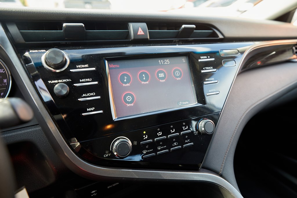 Photo 17 of this TOYOTA CAMRY