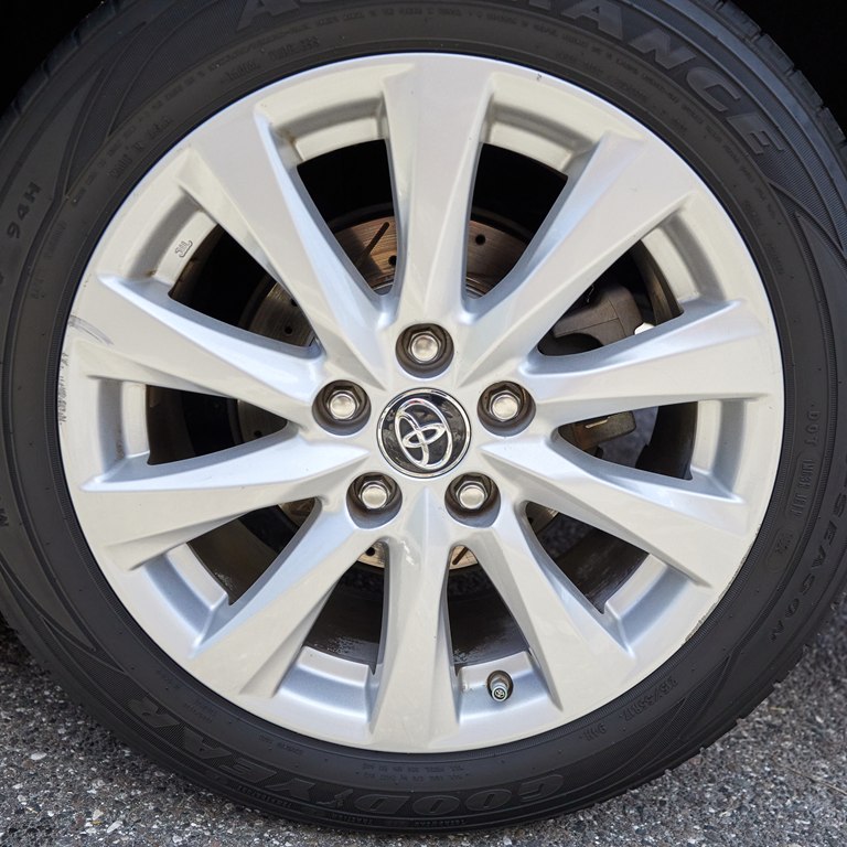 Photo 28 of this TOYOTA CAMRY