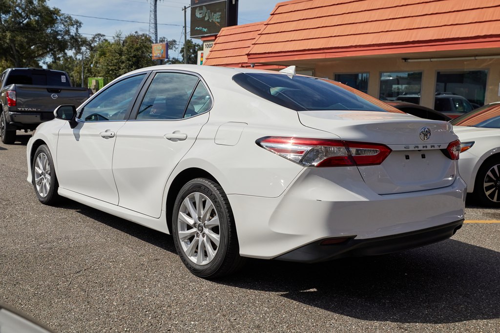 Photo 7 of this TOYOTA CAMRY