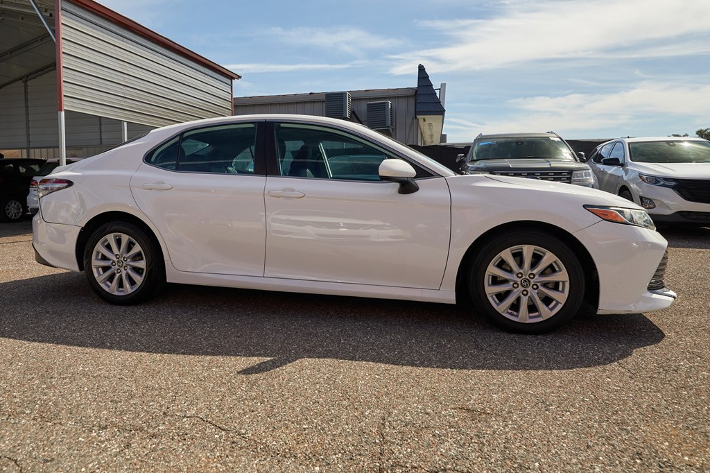 Photo 4 of this TOYOTA CAMRY