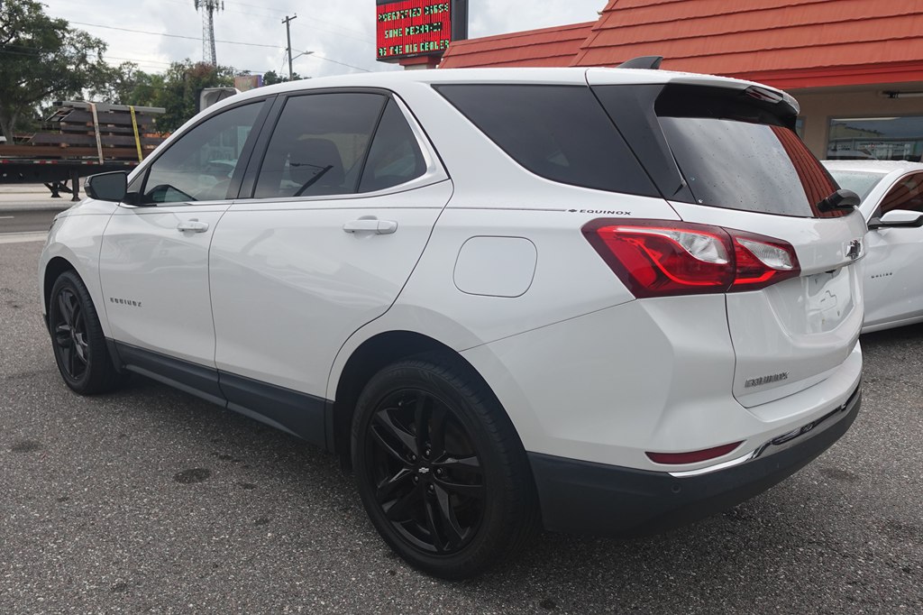 Photo 7 of this CHEVROLET EQUINOX