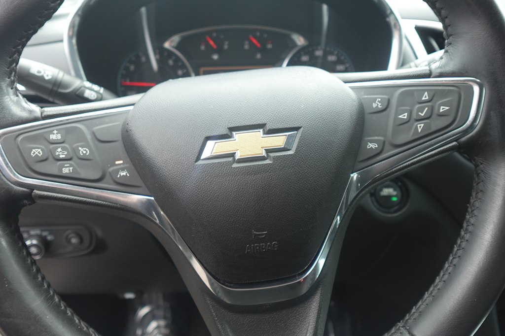Photo 9 of this CHEVROLET EQUINOX