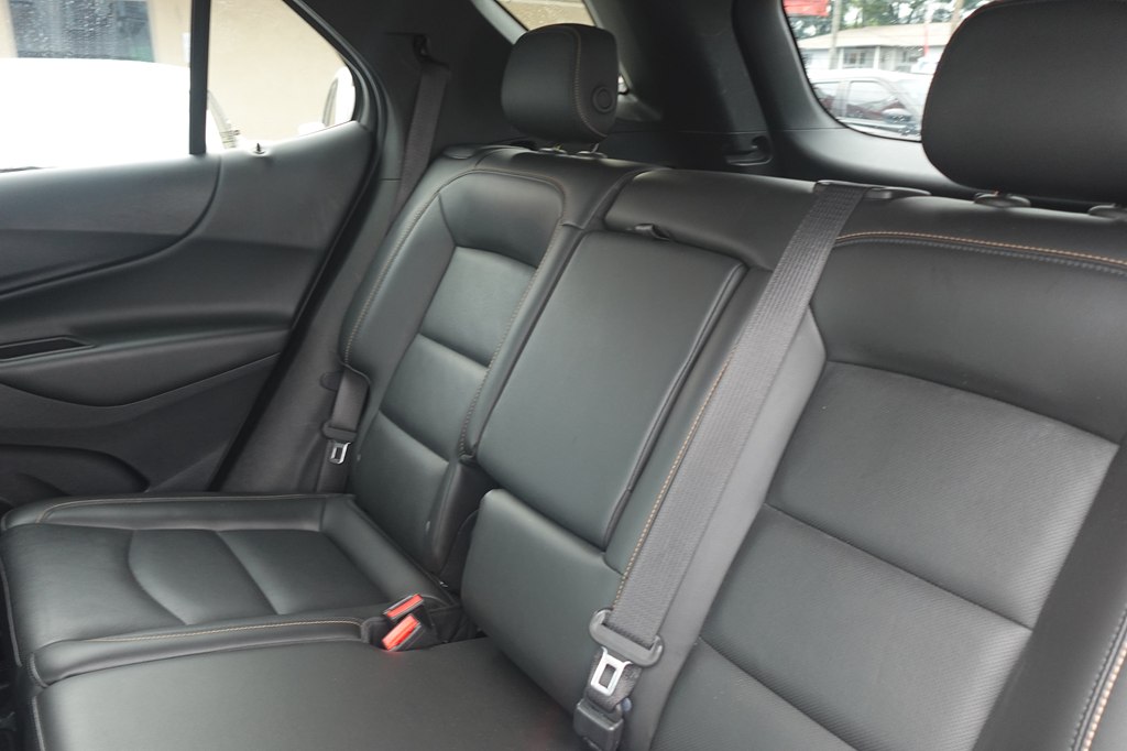 Photo 18 of this CHEVROLET EQUINOX