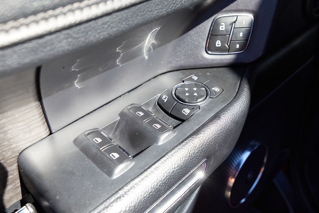 Photo 23 of this FORD EXPEDITION