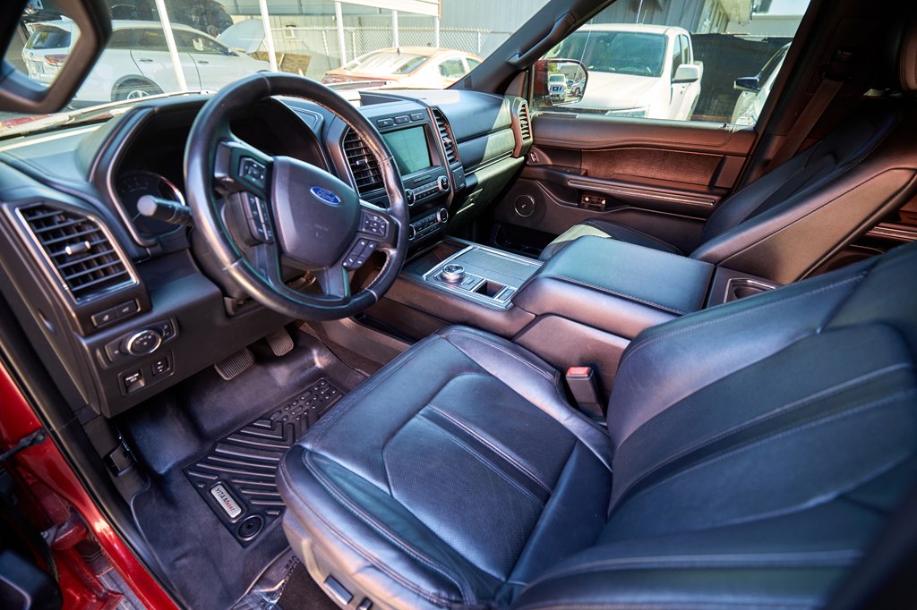 Photo 11 of this FORD EXPEDITION