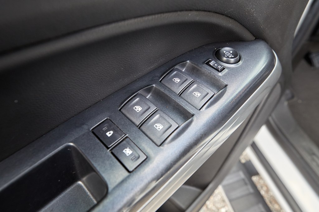 Photo 20 of this CHEVROLET COLORADO
