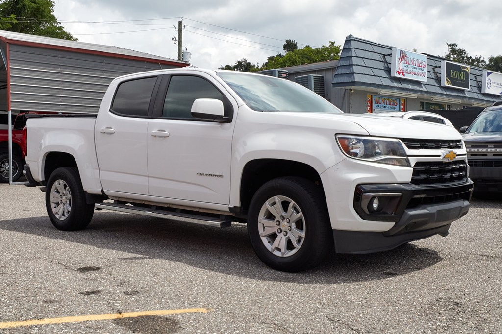 Photo 3 of this CHEVROLET COLORADO