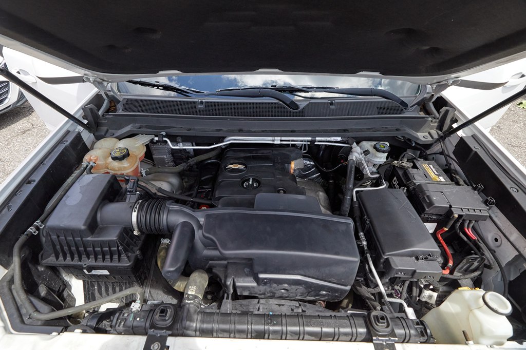 Photo 9 of this CHEVROLET COLORADO