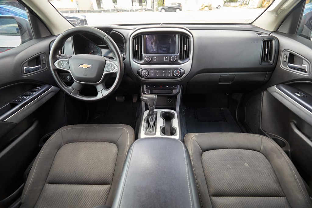 Photo 10 of this CHEVROLET COLORADO
