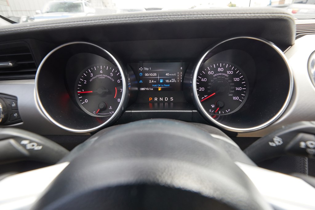 Photo 14 of this FORD MUSTANG
