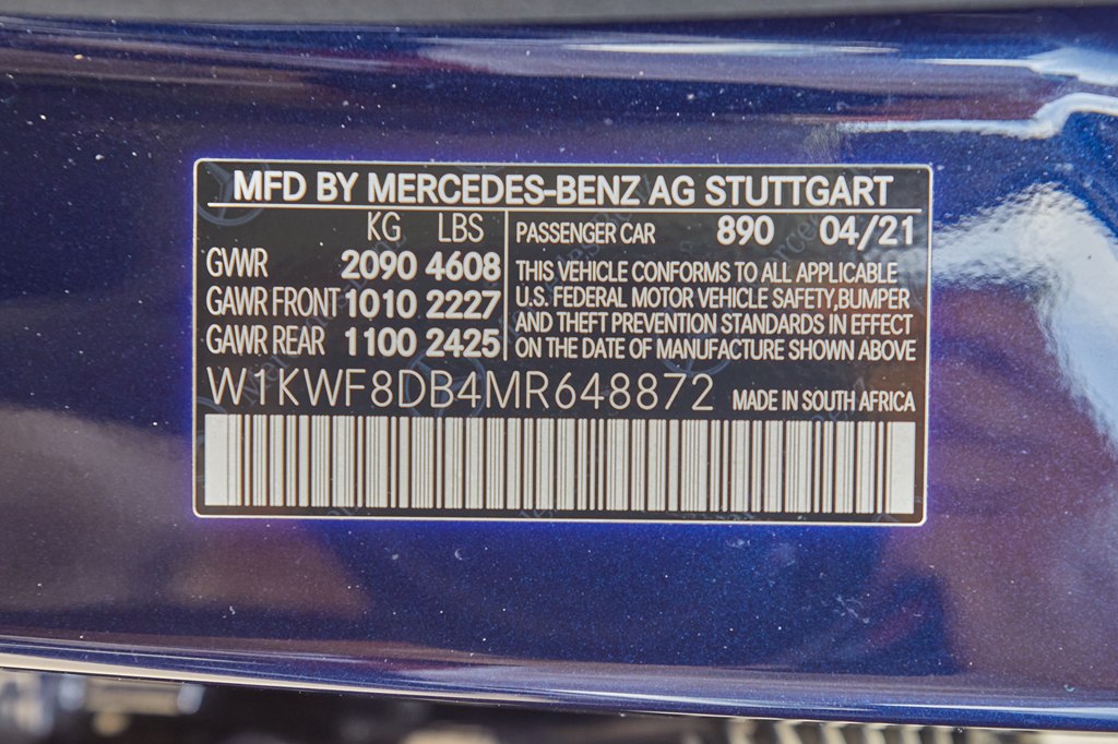 Photo 25 of this MERCEDES-BENZ C-CLASS